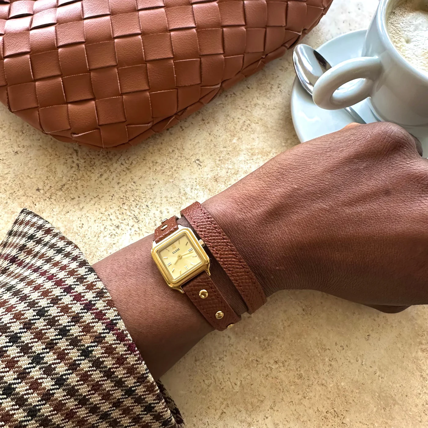 Gracieuse Mini Watch Double Leather Nutshell, Studs, Gold Colour - Image 11